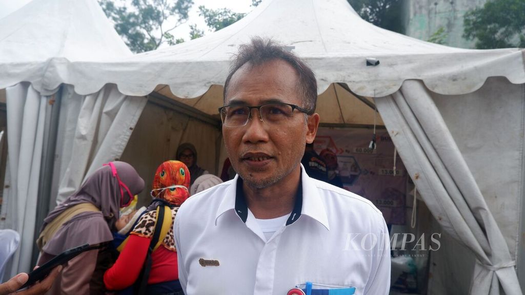 Kepala Badan Urusan Logistik (Bulog) Divisi Regional Kalimantan Selatan Muhammad Imron Rosidi di Banjarmasin, Kalsel, Senin (14/11/2022).