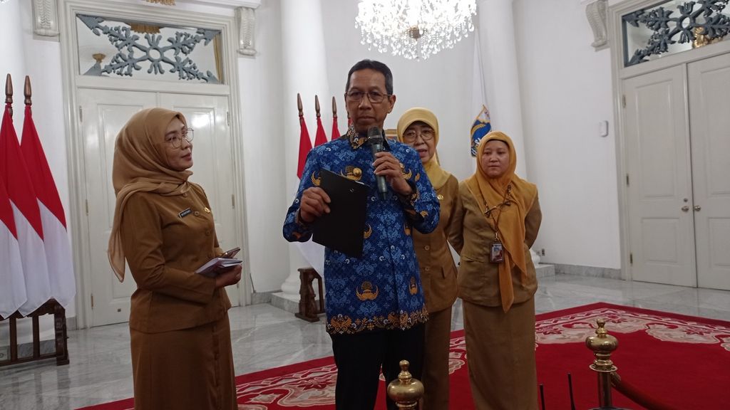 Penjabat Gubernur DKI Jakarta Heru Budi Hartono di Balai Kota Jakarta, Selasa (3/10/2023).