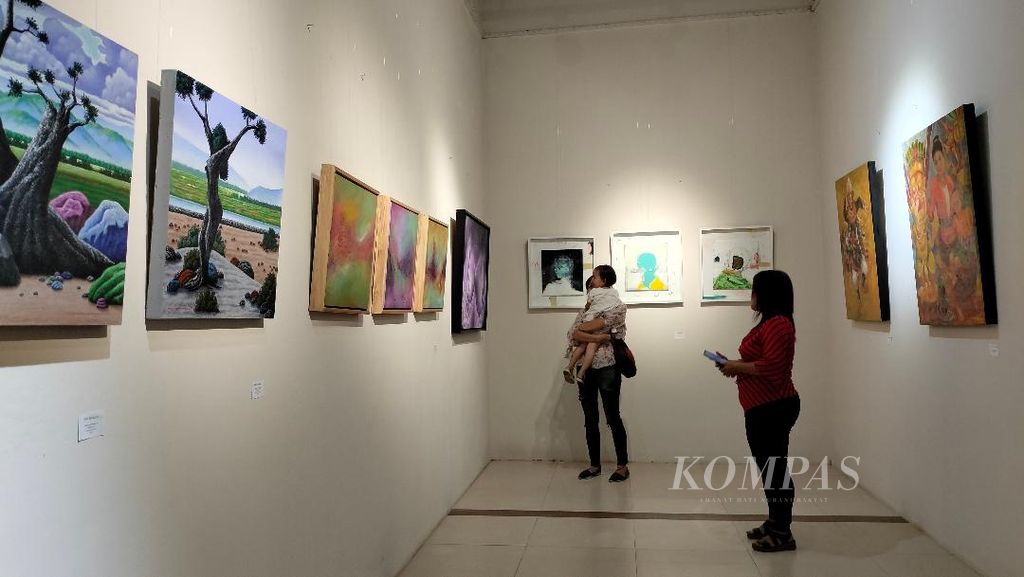 Pameran lukisan bertajuk Expression digelar di Limanjawi Art House, Kecamatan Borobudur, Kabupaten Magelang, Jawa Tengah, 19-31 Maret 2023. Pameran ini menampilkan 53 lukisan karya dari 26 seniman asal Filipina dan Indonesia.