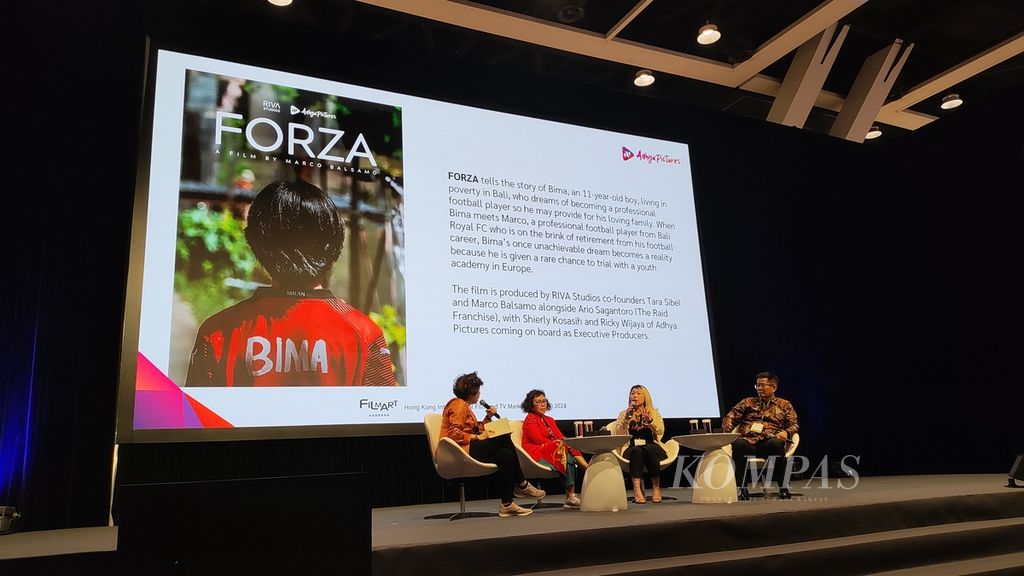 Shierly Kosasih, COO Adhya Pictures (kedua dari kanan), menjelaskan tentang film <i>Forza </i>dalam forum Capturing Wonderful Indonesia: Film Locations and Production Assets, Rabu (13/3/2024).