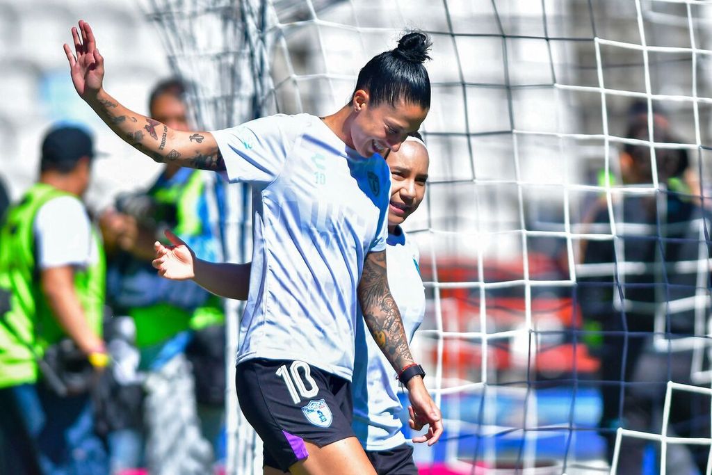 Pemain Pachuca Jenni Hermoso menjelang laga Liga Sepak Bola Putri Meksiko di Pachuca, Meksiko, 10 September 2023.