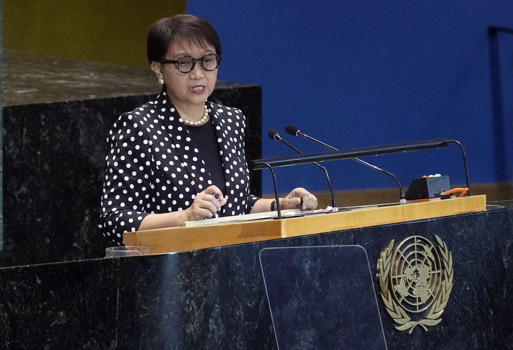 Menteri Luar Negeri Indonesia Retno Marsudi menyampaikan pidato pada KTT Masa Depan Majelis Umum Perserikatan Bangsa-Bangsa di Markas Besar PBB di New York, AS, Senin (23/9/2024).