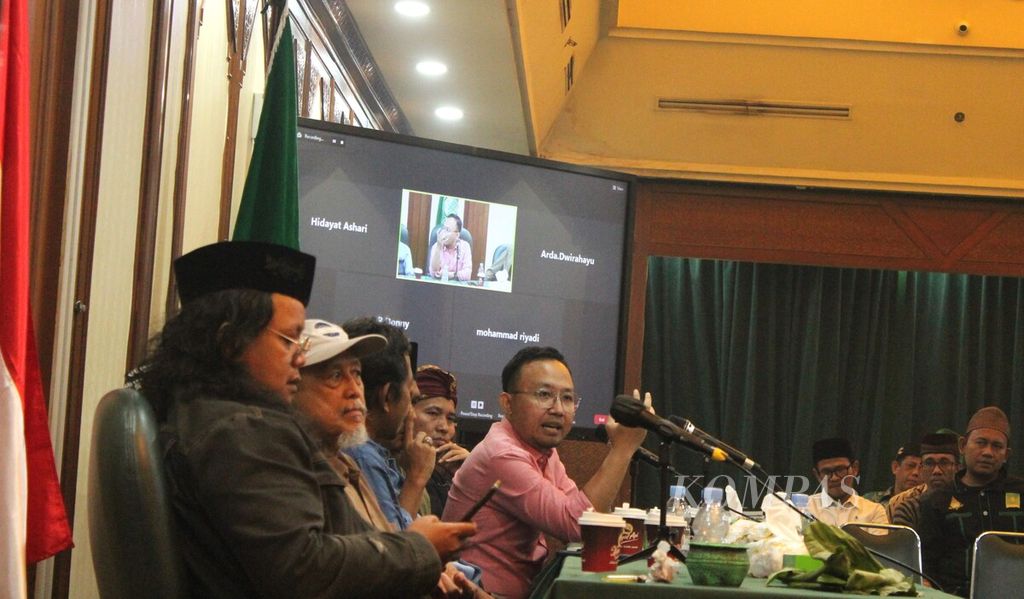 Suasana sarasehan budaya peringatan hari lahir ke-63 Lembaga Seni Budaya Muslimin Indonesia (Lesbumi) di Gedung Pengurus Besar Nahdlatul Ulama, Jakarta, Jumat (12/5/2023).