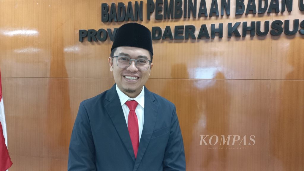Direktur Utama PT Transportasi Jakarta Welfizon Yuza