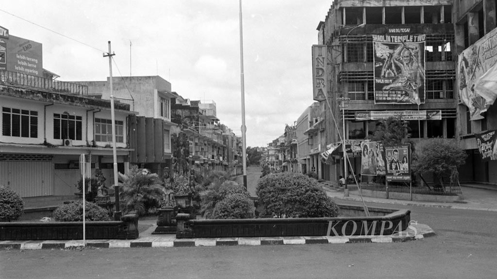 Suasana sepi di Kota Denpasar saat hari raya Nyepi, Minggu (4/3/1984).