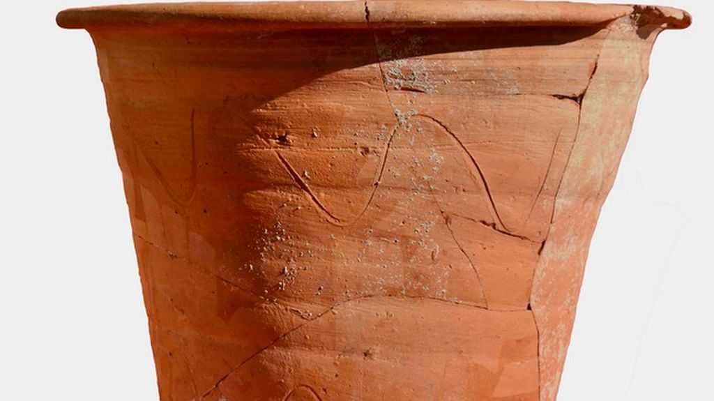 Pot yang dipakai sebagai toilet portabel pada zaman Romawi kuno.