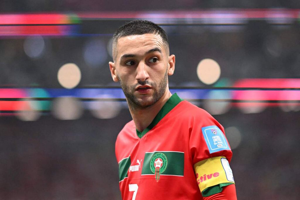 Gelandang Maroko, Hakim Ziyech, saat tampil pada laga semifinal Piala Dunia 2022 melawan Perancis di Stadion Al-Bayt, Al Khor, utara Doha, Qatar, 14 Desember 2022. 