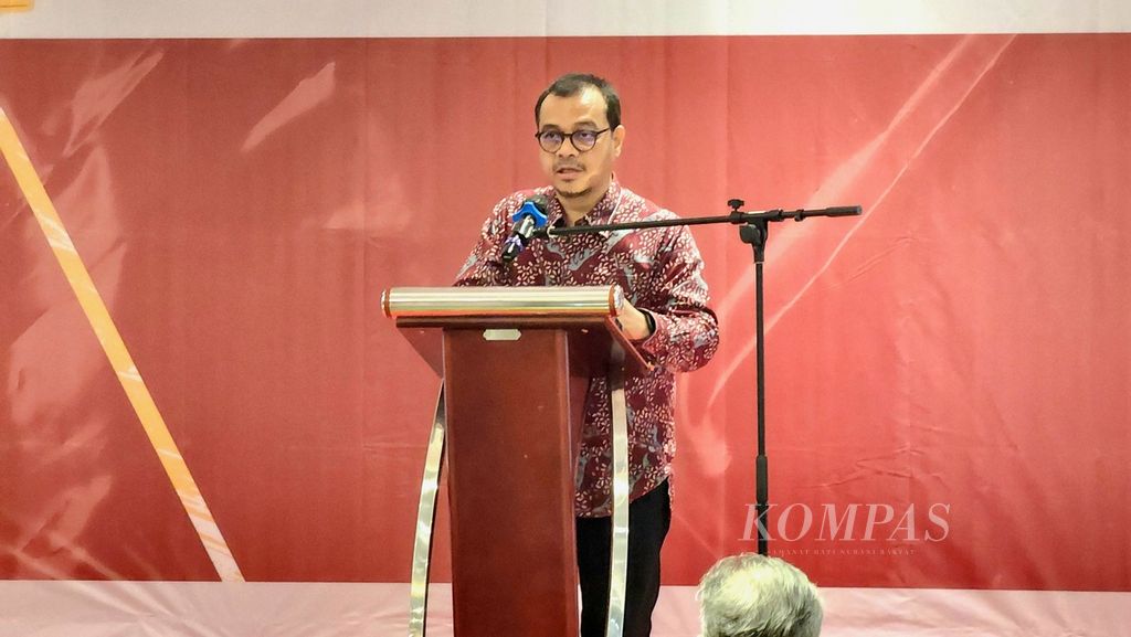 Wakil Menteri Komunikasi dan Informatika Nezar Patria saat menyampaikan sambutan dalam Festival Jurnalisme Warga; Semua Bisa Kena di Jakarta, Selasa (20/8/2024).