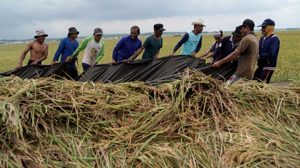 https://cdn-assetd.kompas.id/I3L_HqqrGyuqYh91Hsvnmfi4Xc8=/1024x576/filters:watermark(https://cdn-content.kompas.id/umum/kompas_main_logo.png,-16p,-13p,0)/https%3A%2F%2Fkompas.id%2Fwp-content%2Fuploads%2F2021%2F02%2F39c29476-ba5e-432a-ae8b-88a772d83be2_jpg.jpg