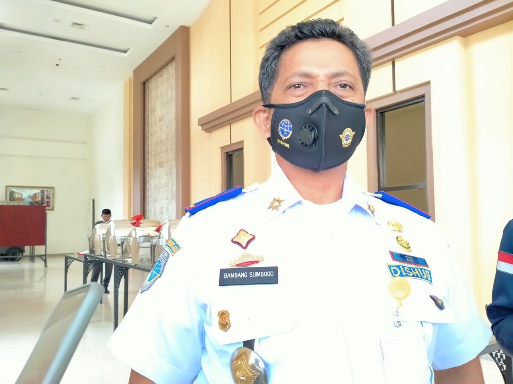 Kepala Dinas Perhubungan Lampung Bambang Sumbogo di Bandar Lampung, Selasa (23/11/2021)