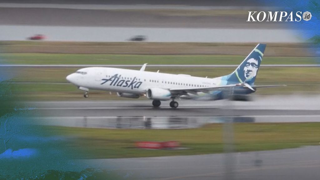 Investigasi insiden satu panel jendela pesawat Boeing milik Alaska Airlines jebol di ketinggian 4.900 meter terungkap. Insiden yang terjadi 5 Januari 2024 ini menyebabkan beberapa penumpang hampir tersedot ke luar kabin.