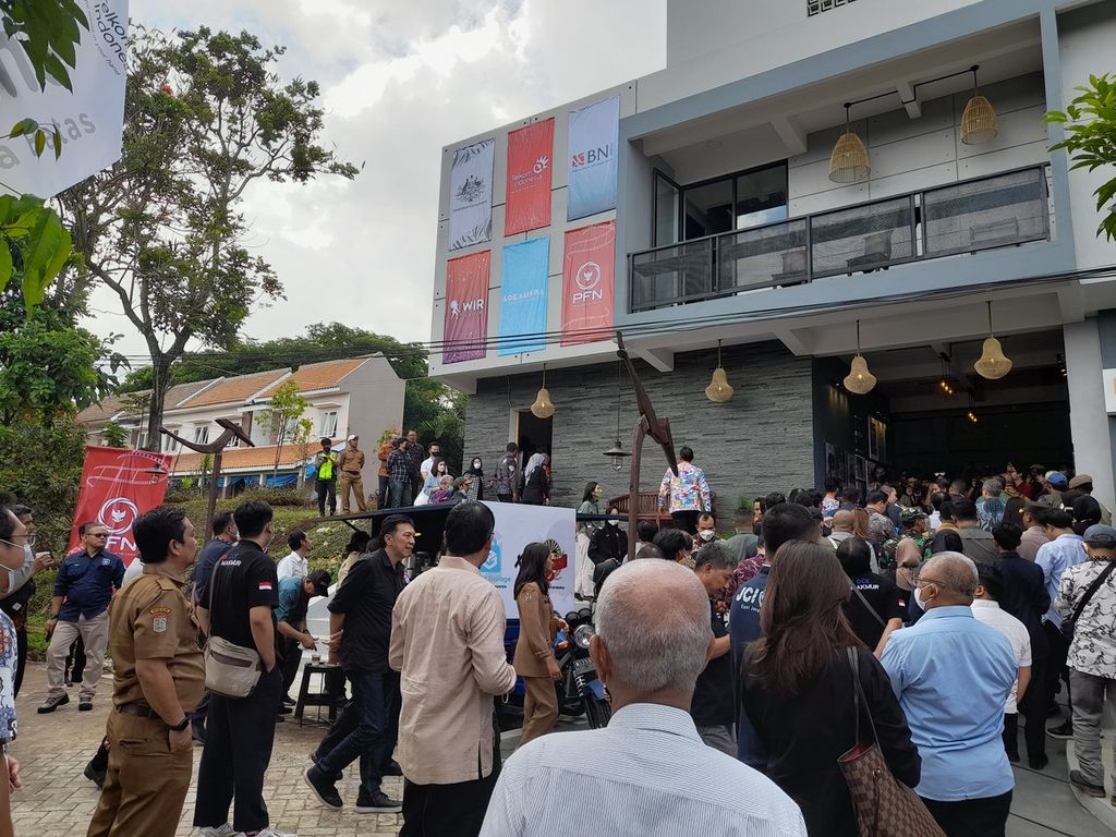 Suasana peresmian Animasi and Film Factory (AFF) di Kawasan Ekonomi Khusus Singhasari, di Singosari, Kabupaten Malang, Jawa Timur, Selasa (25/10/2022), yang dihadiri langsung Menteri Pariwisata dan Ekonomi Kreatif Sandiaga Salahuddin Uno.