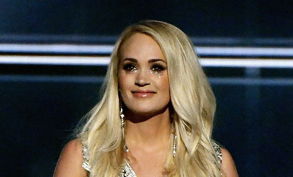 Carrie Underwood, penyanyi