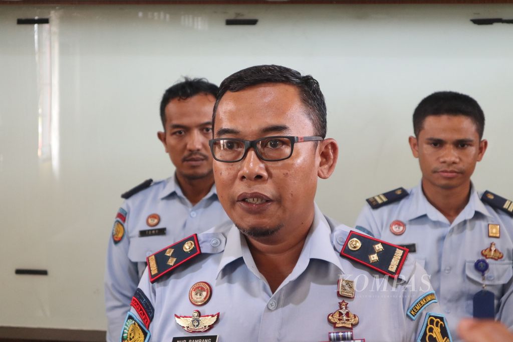 Kepala Lapas Narkotika Kelas IIA Cirebon Nur Bambang Supri Handono saat diwawancarai, Selasa (13/9/2022), di Cirebon, Jawa Barat. 