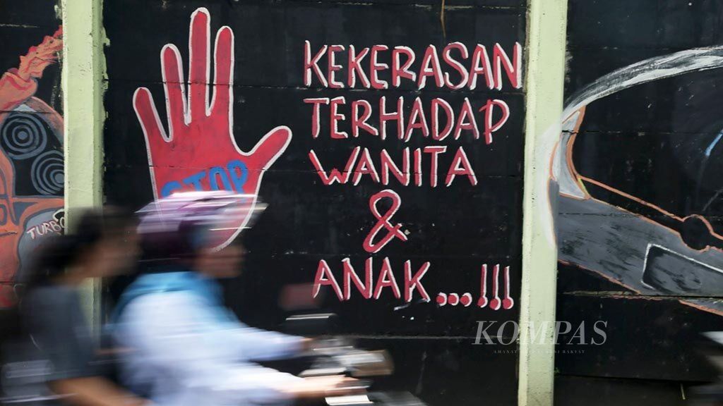 Ilustrasi-Kampanye antikekerasan terhadap ibu dan anak terus disuarakan masyarakat, salah satunya melalui media mural, seperti terlihat di kawasan Gandaria, Jakarta, Selasa (5/3/2019). 