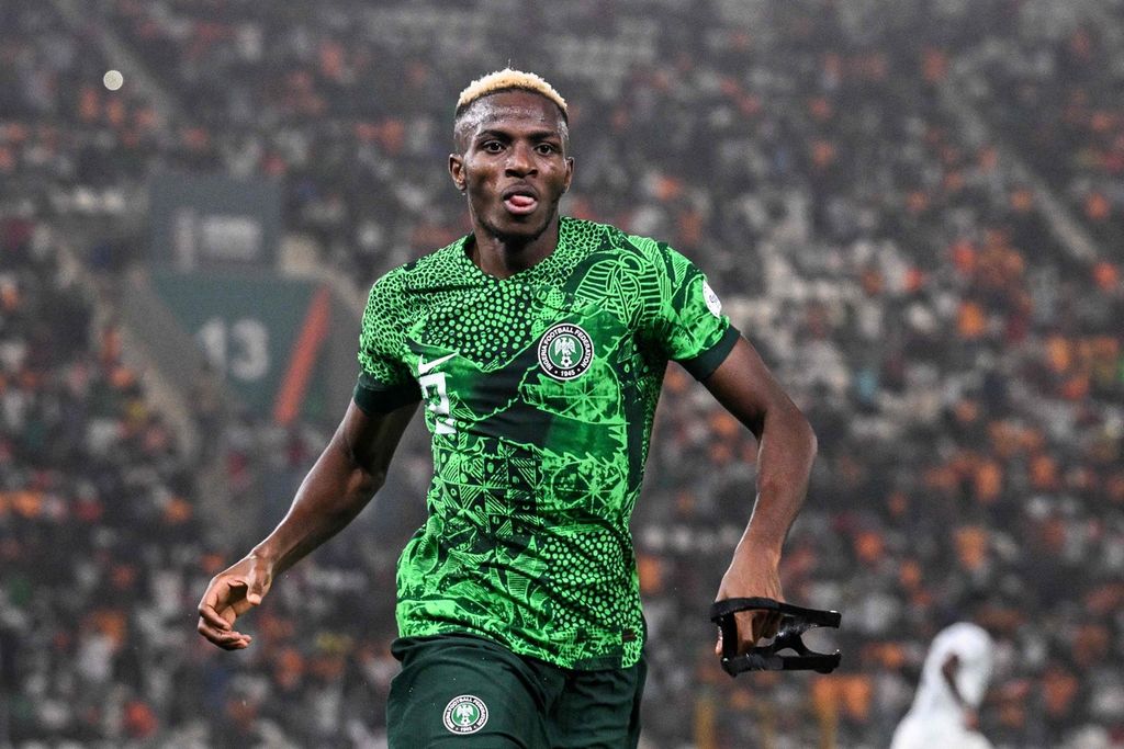 Pemain Nigeria, Victor Osimhen, merayakan golnya ke gawang Afrika Selatan pada laga semifinal Piala Afrika di Stadion de la Paix, Bouake, Pantai Gading, Kamis (8/2/2024) dini hari WIB. Namun, gol itu akhirnya dianulir. Nigeria menang dalam adu penalti dengan skor 4-2 (1-1).