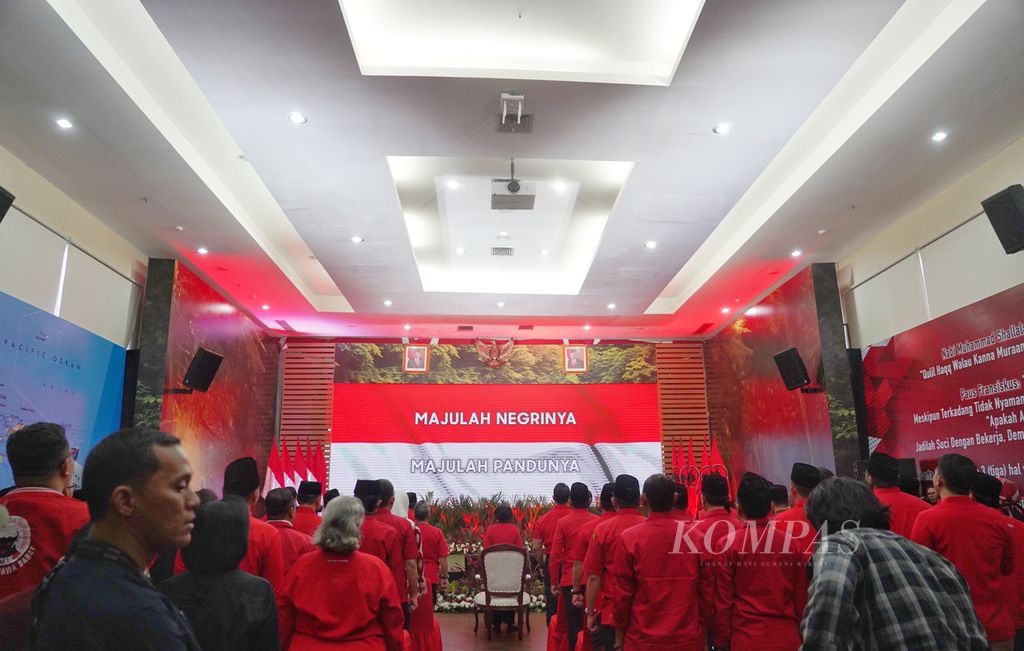 Suasana saat pengumuman bakal calon kepala-wakil kepala daerah yang diusung PDI-P dalam Pilkada 2024 di kantor DPP PDI-P, Jakarta, Senin (26/8/2024). 