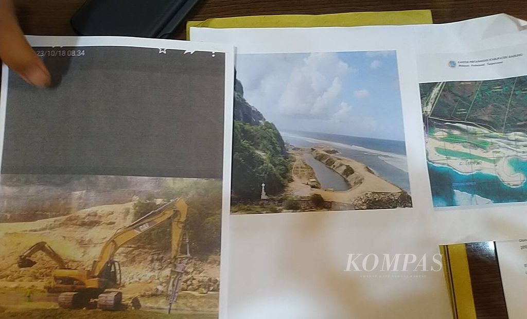 Foto-foto reklamasi Pantai Melasti ditunjukkan dalam konferensi pers di Markas Polda Bali, Kota Denpasar, Senin (29/5/2023).