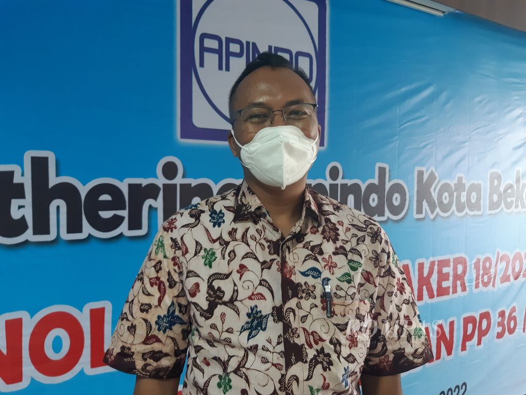 Rohmat Yuwono, anggota Dewan Pengupahan Kota Bekasi perwakilan Apindo