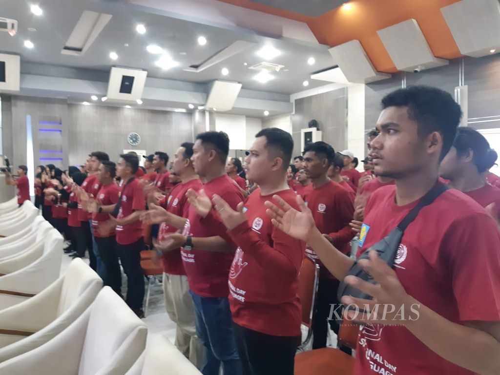 Komunitas teman tuli di Banda Aceh, Aceh menggelar seminar dalam perayaan Hari Bahasa Isyarat Internasional 2022, Minggu (25/9/2022). 