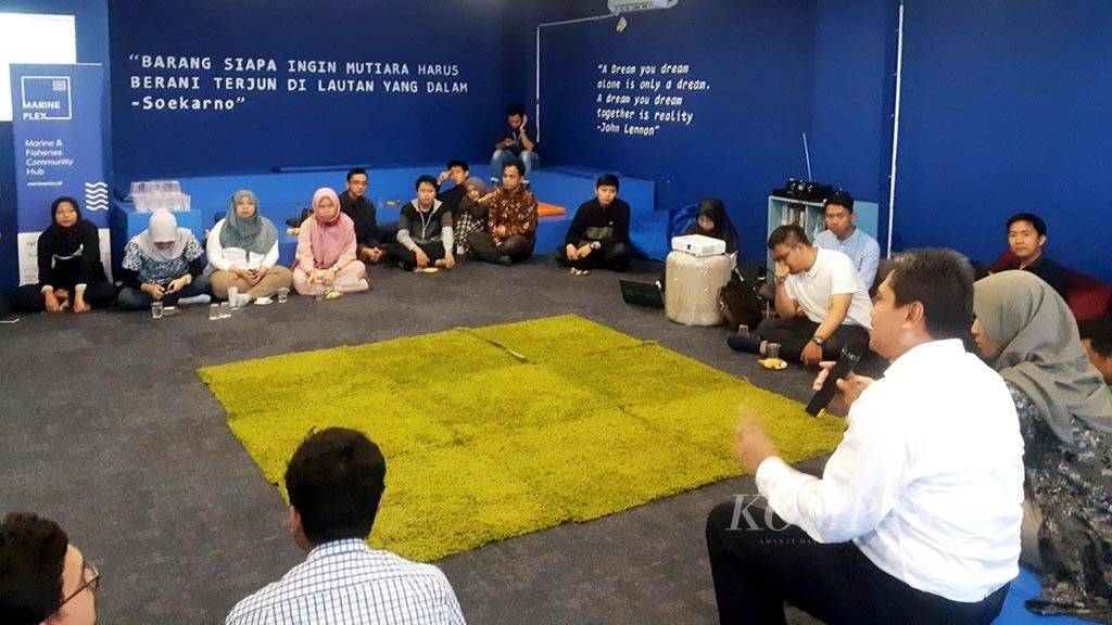 Pertemuan antarpelaku usaha rintisan digital kelautan dan perikanan Digifish Network di Jakarta, awal Agustus 2019. Komunitas pelaku usaha rintisan digital menjadi wadah bagi para pelaku untuk bertukar informasi hingga kolaborasi bisnis.