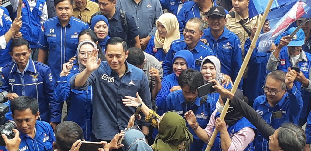 Ketum Partai Demokrat Agus Harimurti Yudhoyono menargetkan mengembalikan kejayaan partai dalam Pemilu 2024. 