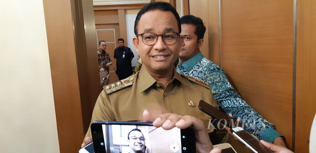 Gubernur DKI Jakarta Anies Baswedan saat ditemui di Balai Kota, Jakarta, Senin (21/1/2019).