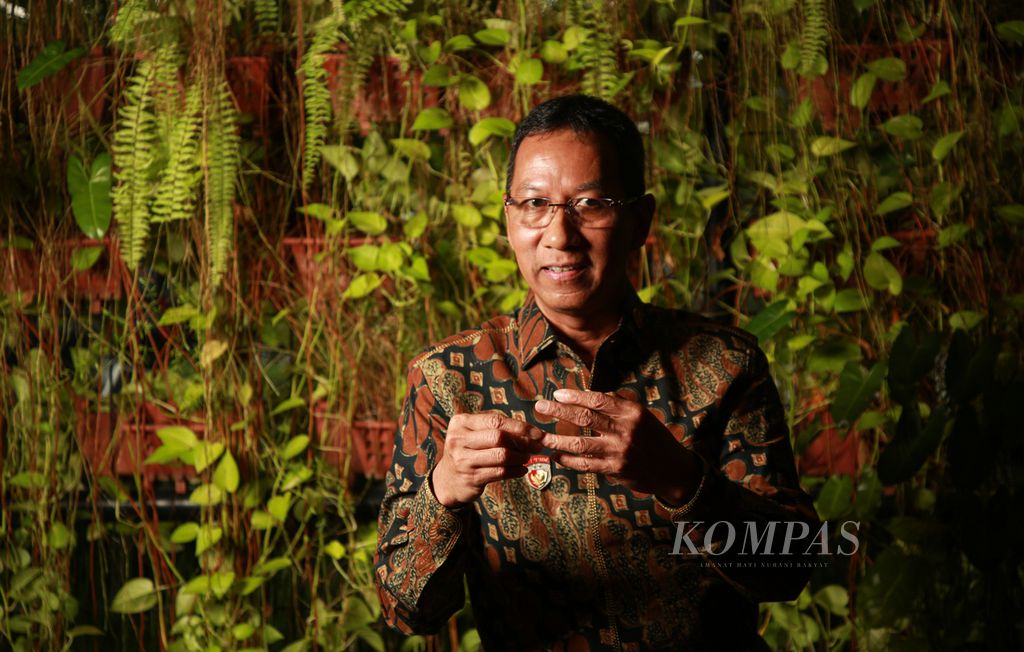  Pejabat Gubernur DKI Jakarta Heru Budi Hartono.