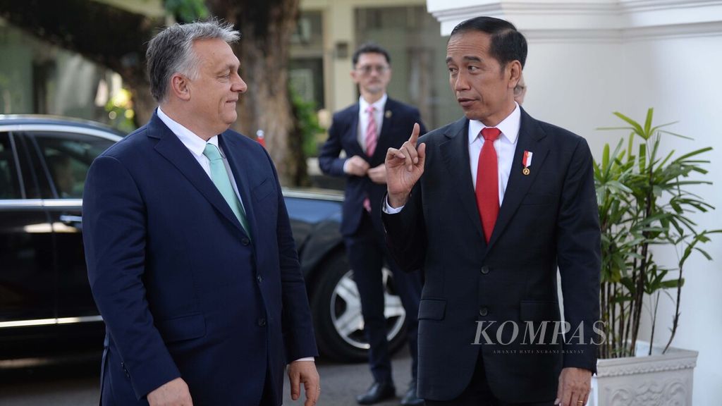 Presiden Joko Widodo menerima kunjungan Perdana Menteri Hongaria Viktor Orban di Istana Merdeka Jakarta, akhir Januari 2020. Pemerintah Hongaria pada tahun 2023 menyediakan sejumlah beasiswa pendidikan bagi masyarakat Indonesia.