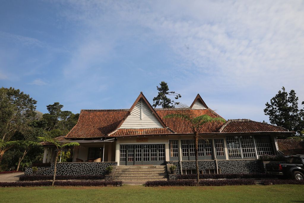 Sisi depan rumah Karel Albert Rudolf Boscha di Malabar, Kabupaten Bandung, Jawa Barat yang kini menjadi museum.