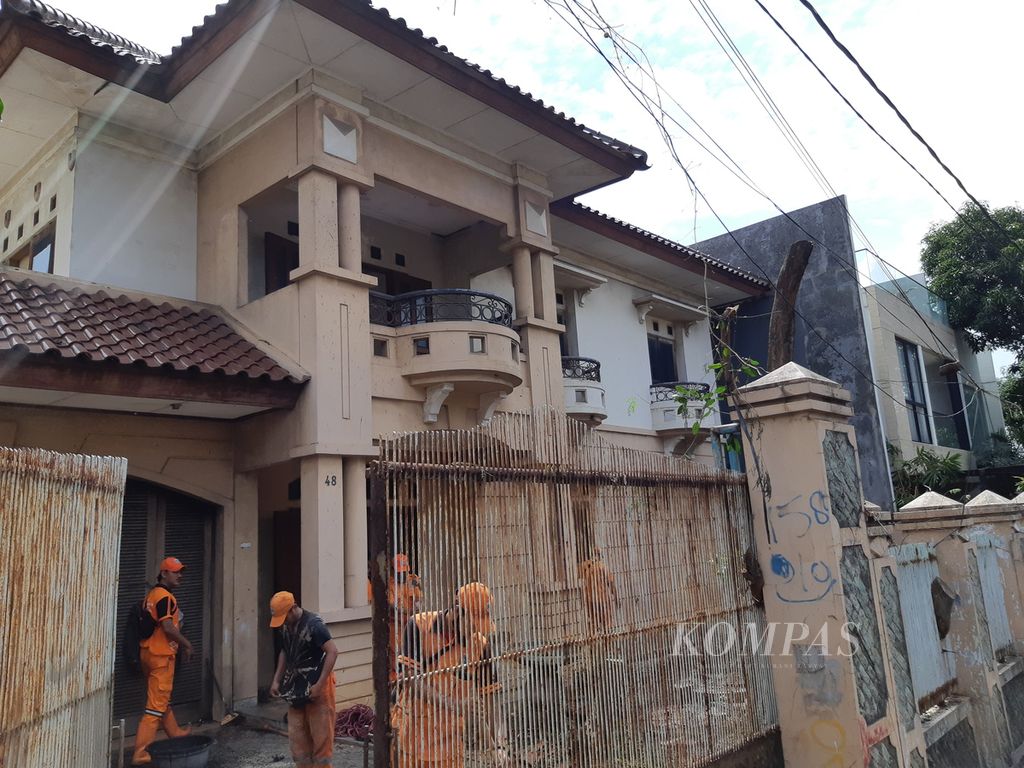 Kondisi rumah dari Ibu Eny dan Tiko di kawasan Cakung, Jakarta Timur.
