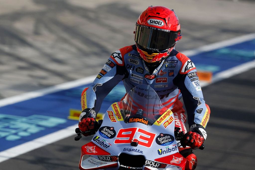 Pebalap Gresini Racing, Marc Marquez, saat putaran pemanasan jelang balapan utama MotoGP seri Qatar di Sirkuit Internasional Lusail, Senin (11/3/2024) dini hari WIB. Marquez finis keempat, berjarak 3,4 detik dari podium pertama yang ditempati Francesco Bagnaia. 