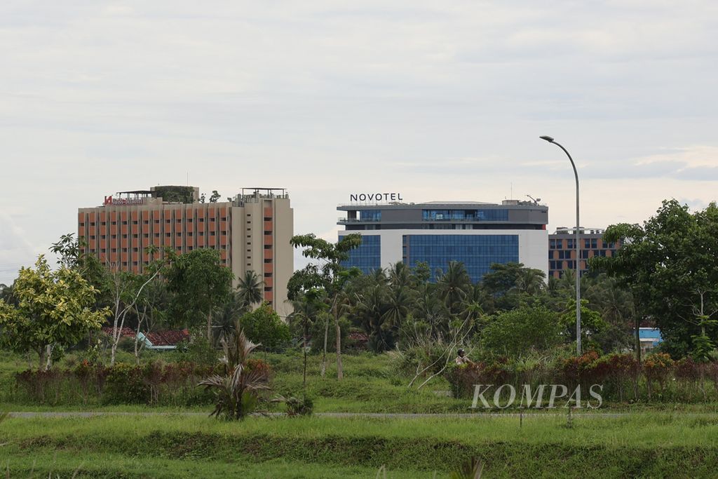 Hotel berbintang didirikan di dekat Bandara Internasional Yogyakarta, Kabupaten Kulon Progo, Daerah Istimewa Yogyakarta, Sabtu (10/2/2024). 