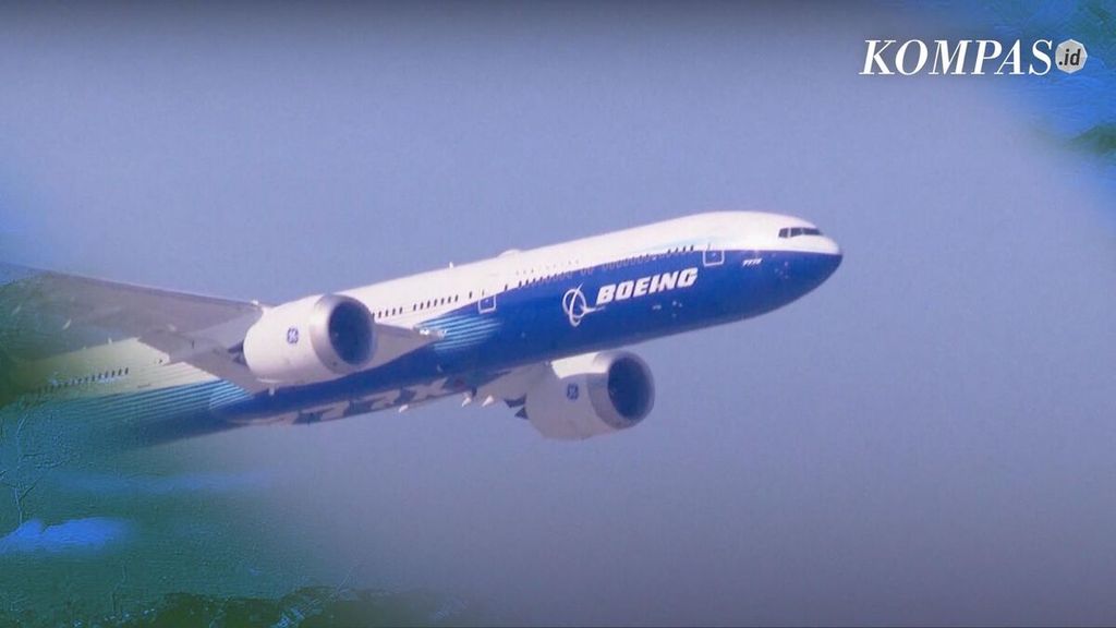Sebuah pesawat Boeing sedang lepas landas dari bandara. 
