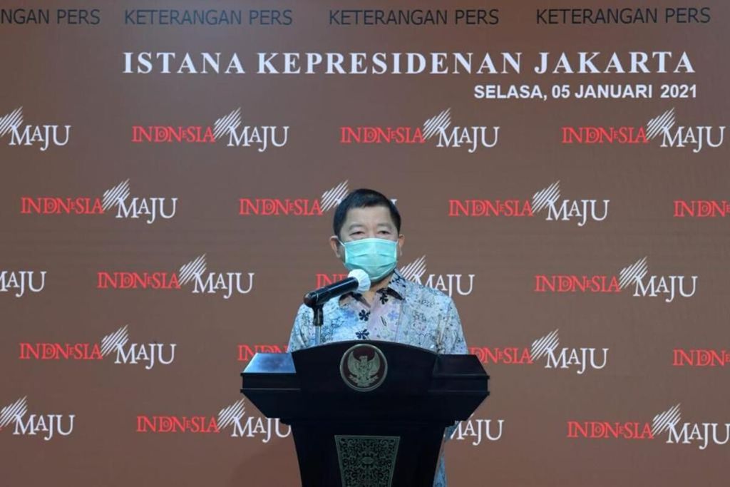 Menteri Perencanaan Pembangunan Nasional/Kepala Badan Perencanaan Pembangunan Nasional Suharso Monoarfa menyampaikan keterangan seusai rapat terbatas membahas reformasi sistem perlindungan sosial, Selasa (5/1/2021), di Kantor Presiden, Jakarta. 