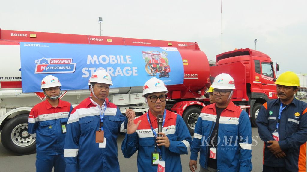 Pertamina Patra Niaga Jatimbalinusa menyiapkan <i>mobile storage</i> atau mobil tangki untuk memudahkan pengiriman pada jalur padat lalu lintas dan kawasan wisata. Selama masa arus mudik dan arus balik Lebaran 2024 disiapkan 13-15 <i>mobile storaget</i> di Jawa Timur, Bali, NTB dan NTT.