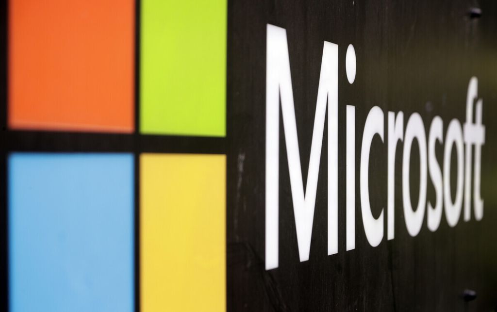 Microsoft juga mulai mengajak karyawannya untuk kembali bekerja dari kantor.