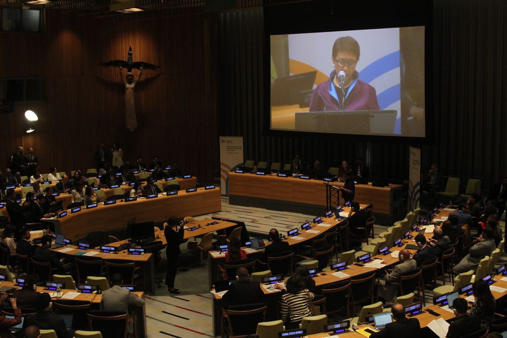 Menteri Luar Negeri Retno Marsudi menyampaikan pidato pada Pertemuan Tingkat Menteri Persiapan Summif of the Future (SoTF) di sela-sela High Level Week Sidang Majelis Umum PBB ke-78 di New York, Amerika Serikat, Kamis (21/9/2023).