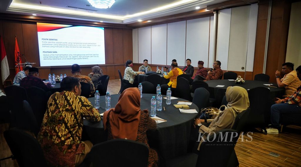 Suasana saat digelar acara diskusi Pencegahan Politisasi Sara Bersama Organisasi Lintas Iman di Grand Sahid Jaya, Jakarta, Sabtu (25/3/2023). 