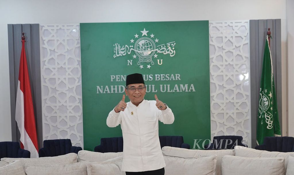 Ketua Umum Pengurus Besar Nahdlatul Ulama (PBNU) Yahya Cholil Staquf menjelang konferensi pers Resepsi Puncak Satu Abad Nahdlatul Ulama, di Kantor Pusat PBNU, Jakarta, Jumat (27/1/2023). 