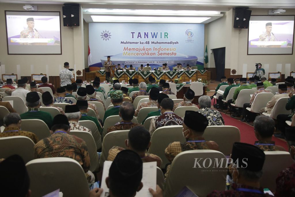  Opening of the Muhammadiyah Tanwir Session at the Muhammadiyah University Surakarta Campus, Sukoharjo, Central Java, Friday (18/11/2022).