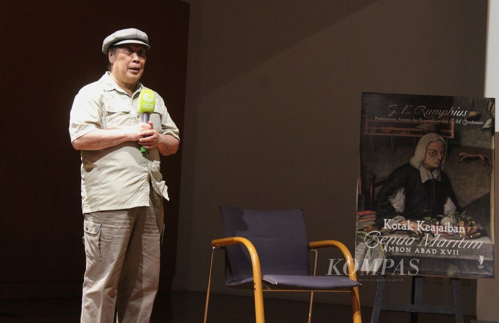 Direktur Lembaga Eijkman 1992-2014 yang juga ahli biologi molekuler, Prof Sangkot Marzuki, menjadi narasumber dalam peluncuran buku <i>Kotak Keajaiban Benua Maritim: Ambon Abad XVII</i> terbitan Komunitas Bambu di Goethe-Institut Jakarta, Kamis (2/11/2023). 