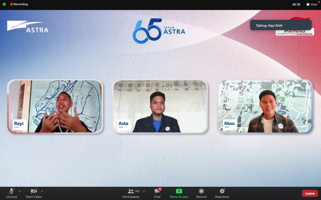 Grup musik asal Indonesia, RAN, berbicara dalam konferensi pers virtual HUT ke-65 Astra, Kamis (17/2/2022). Aktif sejak tahun 2006, grup yang beranggotakan Rayi, Asta, dan Nino ini diajak berkolaborasi untuk perayaan ulang tahun ke-65 Astra dengan merilis lagu Selalu Bersama.