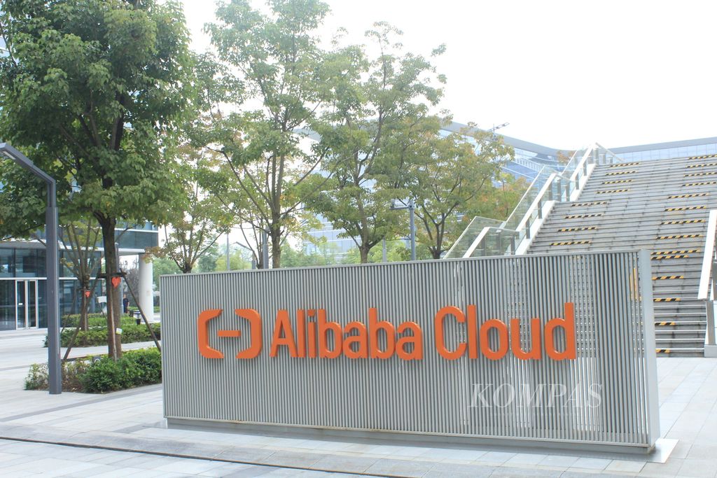 Suasana kampus Alibaba Cloud di kota Hangzhou, Provinsi Zhejiang, China, Selasa (26/9/2023). Alibaba Cloud merupakan perusahaan teknologi digital yang menyediakan jasa layanan komputasi awan. Alibaba Cloud turut mendukung penyelenggaraan Asian Games Hangzhou 2022.