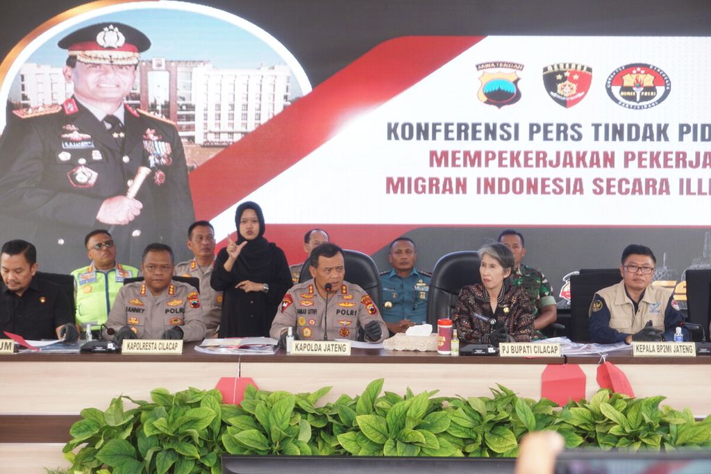 Kepala Kepolisian Daerah Jawa Tengah Irjen Ahmad Lutfhi menyampaikan keterangan pers di Cilacap, Jawa Tengah, Selasa (6/6/2023).