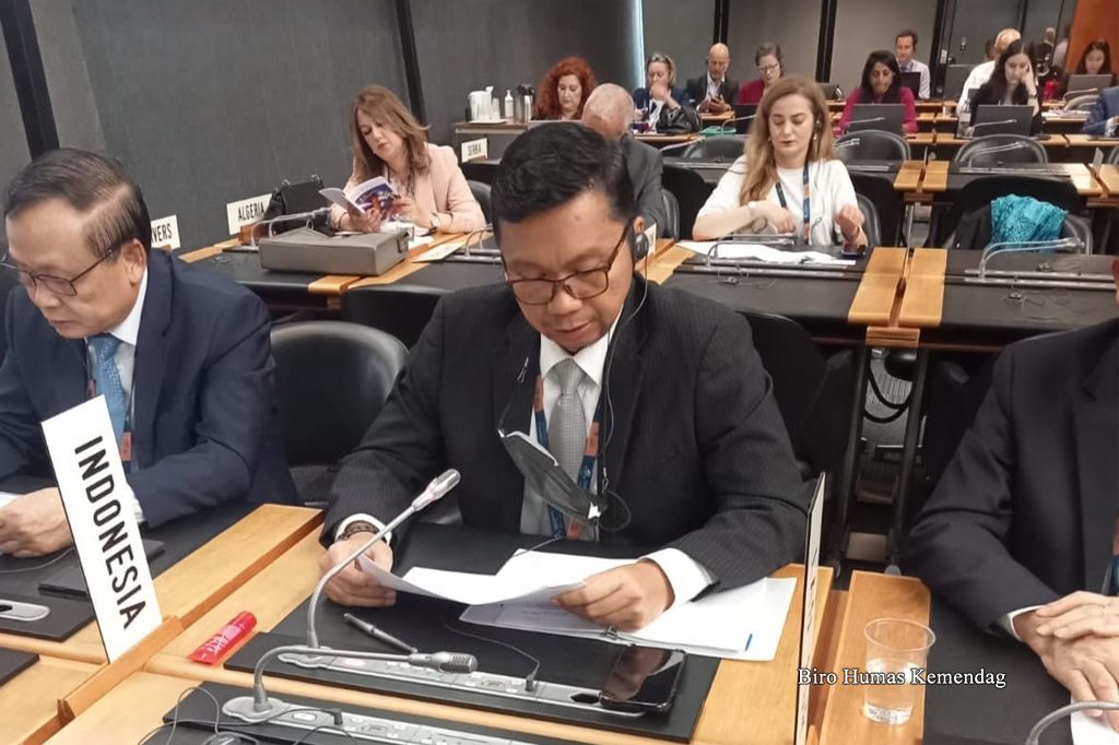 Direktur Jenderal Perundingan Perdagangan Internasional Djatmiko B Witjaksono mewakili Menteri Perdagangan RI mengikuti pertemuan sesi tematik Reformasi WTO pada KTM Ke-12 WTO di Geneva, Swiss, Rabu (15/6/2022).