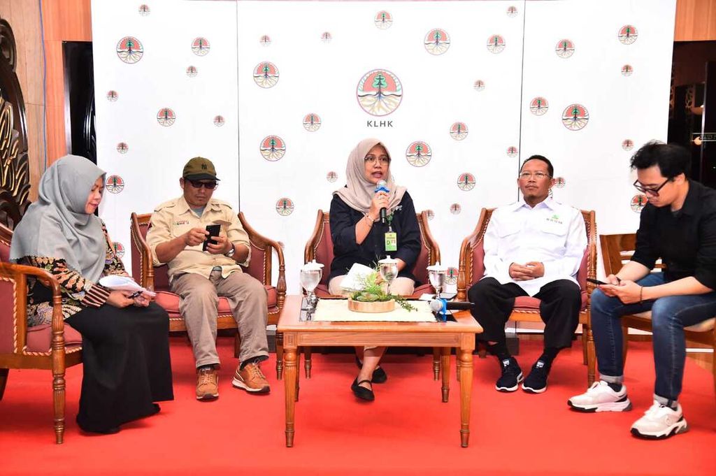 Diskusi media memperingati Hari Lahan Basah Sedunia di Media Center Kementerian Lingkungan Hidup dan Kehutanan (KLHK), Jakarta, Jumat (2/2/2024).