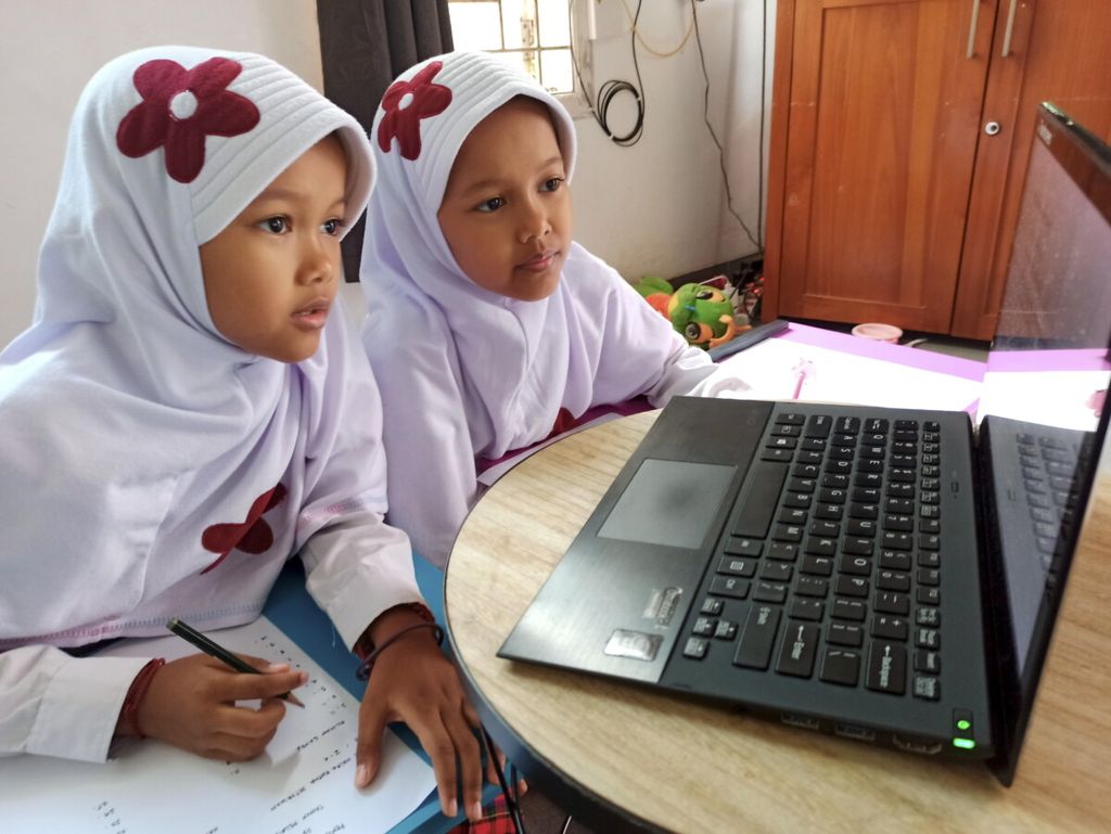 https://cdn-assetd.kompas.id/Lso3ENqTJgbhy3esIv3y17nlNzw=/1024x769/https%3A%2F%2Fkompas.id%2Fwp-content%2Fuploads%2F2020%2F06%2F20200602SET03_1591105773.jpg