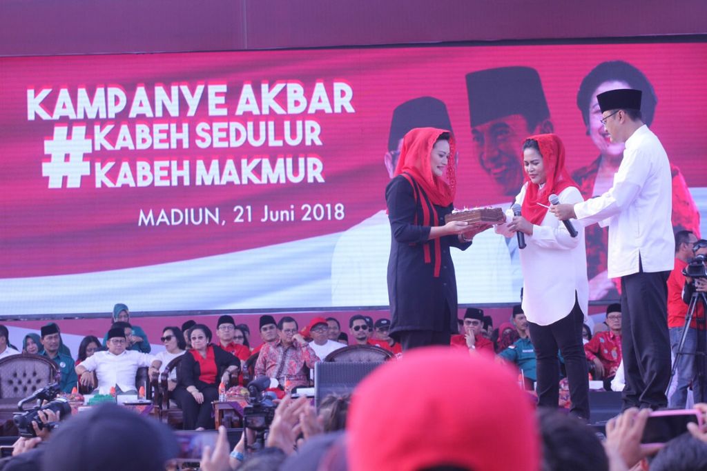 Kampanye pasangan Syaifullah Yusuf-Puti Guntur Soekarno juga digunakan untuk merayakan ulang tahun Presiden Joko Widodo. Seperti diketahui, Kamis (21/6/2018), Jokowi berulang tahun ke-57.