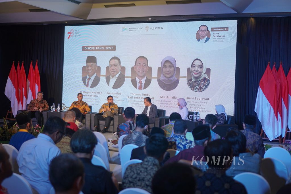 Suasana pembahasan Konsultasi Publik Rancangan UU Perubahan UU Nomor 3 Tahun 2022 tentang Ibu Kota Negara di Kota Balikpapan, Kalimantan Timur, Jumat (4/8/2023).